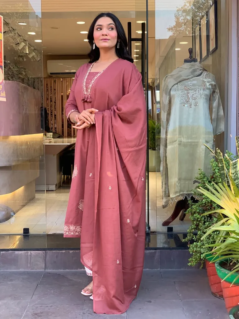 Pure-Cotton-60*60-A-Line-Embroidered-Kurta-Pant-Set-with-Malmal-Dupatta4.webp