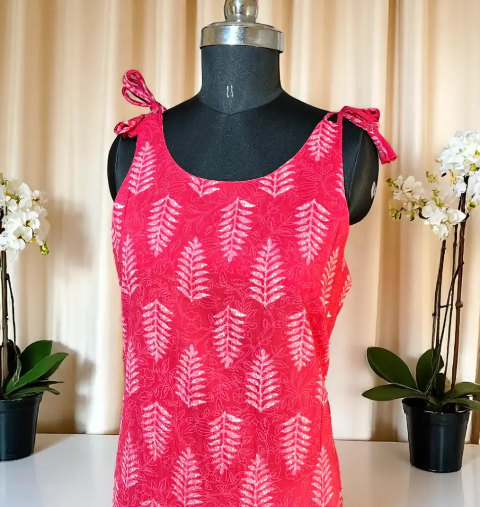 red-kurti-with-leaf-design02.webp