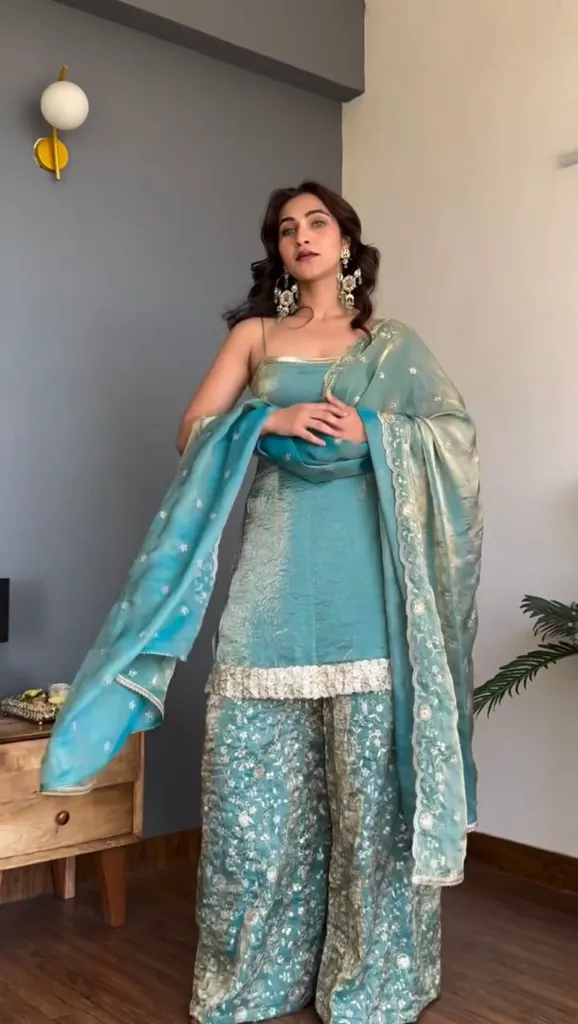 Exclusive Fendy Silk Thread and Sequence Embroidered Tunic, Matching Elastic Palazzo, and Border Work Dupatta 3-Piece Set3.webp