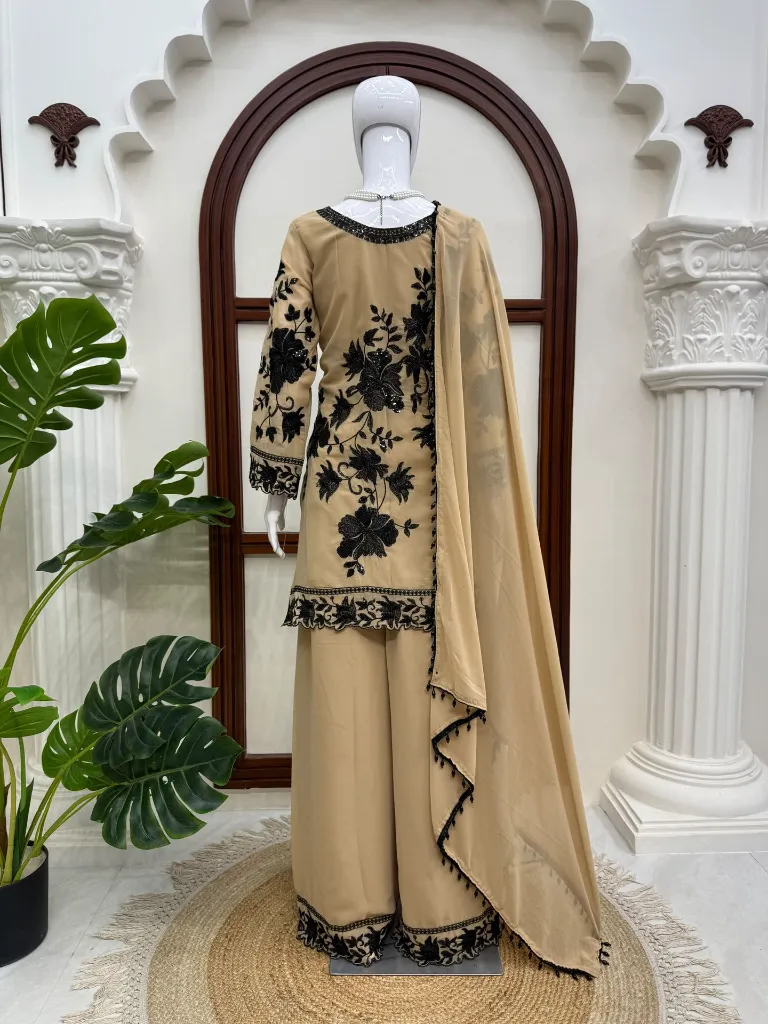 Faux-Georgette-Sequence-&-Thread-Embroidered-Tunic-&-Palazzo-Set-with-Cutwork-Border4.webp